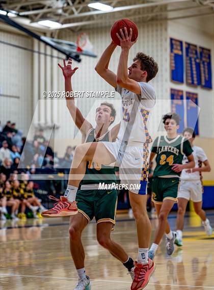 Thumbnail 3 in Deer Lakes @ Hampton photogallery.