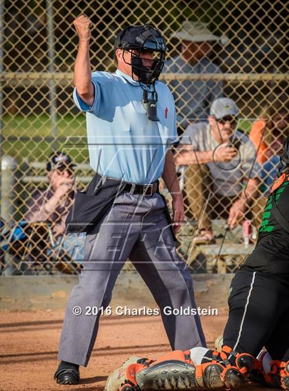 Thumbnail 3 in Thousand Oaks vs Camarillo photogallery.