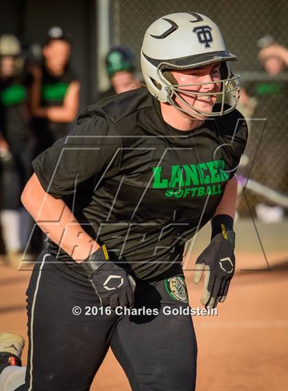 Thumbnail 1 in Thousand Oaks vs Camarillo photogallery.