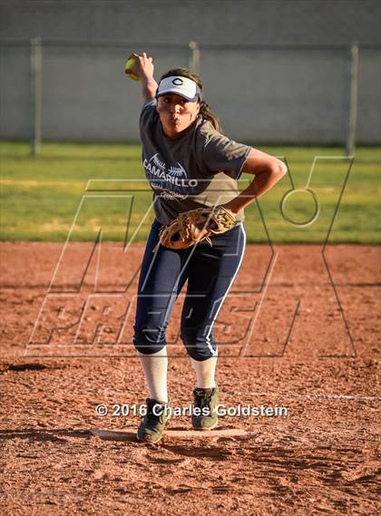 Thumbnail 1 in Thousand Oaks vs Camarillo photogallery.