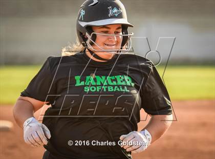 Thumbnail 3 in Thousand Oaks vs Camarillo photogallery.