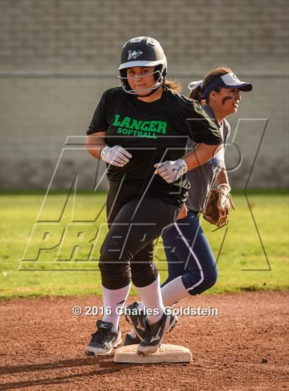 Thumbnail 1 in Thousand Oaks vs Camarillo photogallery.