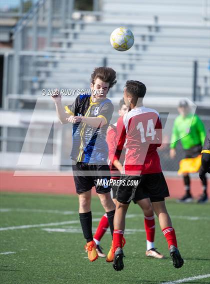 Thumbnail 1 in Hoover vs. Auburndale ( SoCal HS Classic) photogallery.