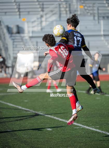 Thumbnail 3 in Hoover vs. Auburndale ( SoCal HS Classic) photogallery.
