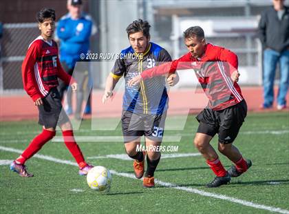 Thumbnail 2 in Hoover vs. Auburndale ( SoCal HS Classic) photogallery.