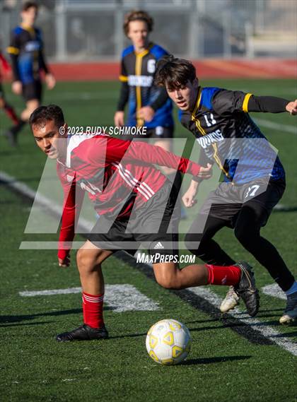 Thumbnail 3 in Hoover vs. Auburndale ( SoCal HS Classic) photogallery.
