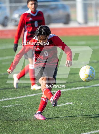 Thumbnail 1 in Hoover vs. Auburndale ( SoCal HS Classic) photogallery.