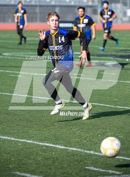 Thumbnail 2 in Hoover vs. Auburndale ( SoCal HS Classic) photogallery.