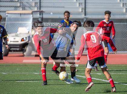 Thumbnail 3 in Hoover vs. Auburndale ( SoCal HS Classic) photogallery.