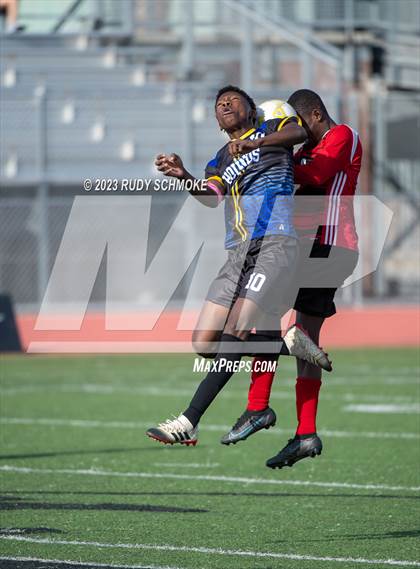 Thumbnail 1 in Hoover vs. Auburndale ( SoCal HS Classic) photogallery.