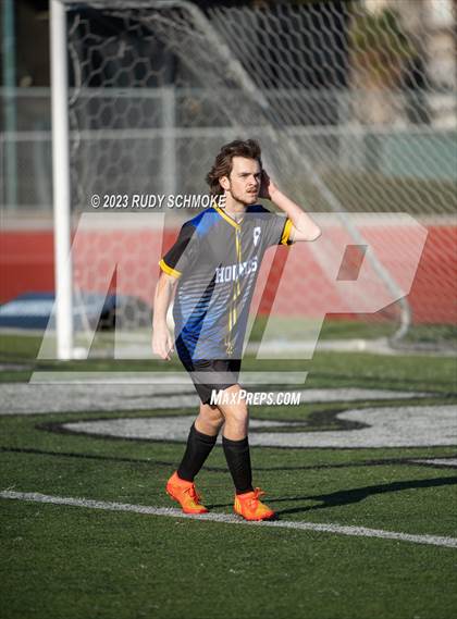 Thumbnail 2 in Hoover vs. Auburndale ( SoCal HS Classic) photogallery.