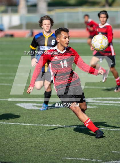 Thumbnail 1 in Hoover vs. Auburndale ( SoCal HS Classic) photogallery.