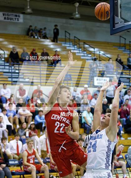 Thumbnail 3 in Adams Central @ Woodlan photogallery.