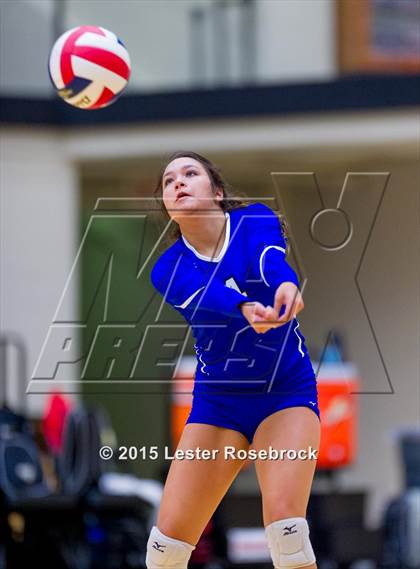 Thumbnail 1 in Seguin @ MacArthur photogallery.