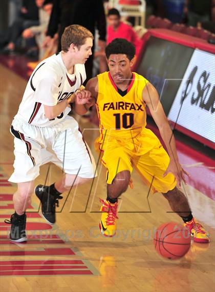 Thumbnail 3 in JSerra Catholic vs. Fairfax (Nike Extravaganza) photogallery.