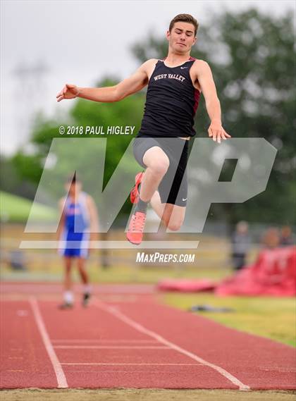Thumbnail 1 in  CIF Northern Section Masters Track and Field Finals photogallery.