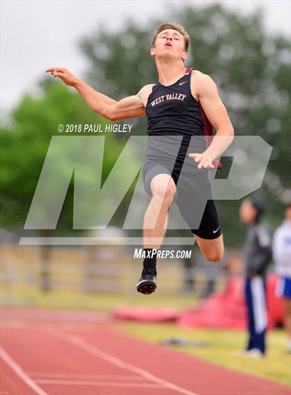 Thumbnail 3 in  CIF Northern Section Masters Track and Field Finals photogallery.