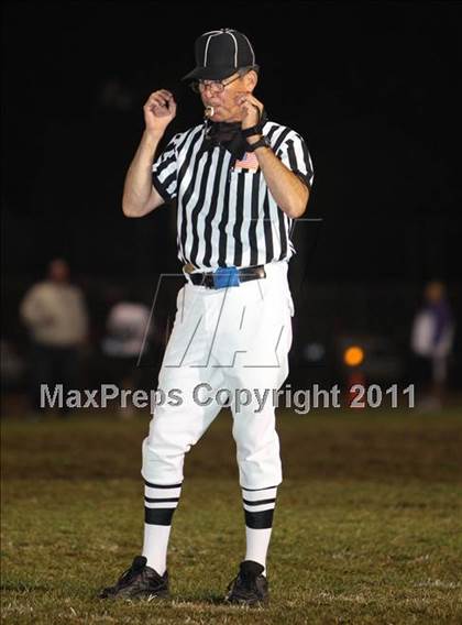 Thumbnail 3 in Hoover vs. Burbank photogallery.