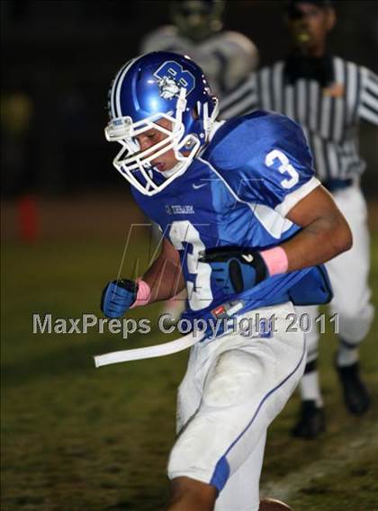 Thumbnail 3 in Hoover vs. Burbank photogallery.
