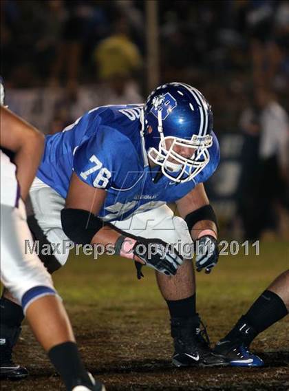 Thumbnail 3 in Hoover vs. Burbank photogallery.