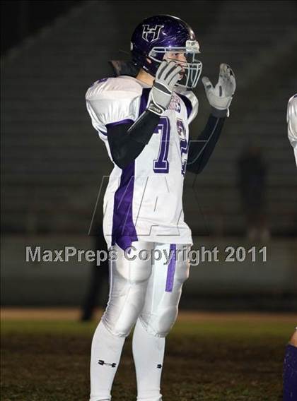 Thumbnail 3 in Hoover vs. Burbank photogallery.