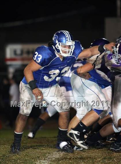 Thumbnail 3 in Hoover vs. Burbank photogallery.