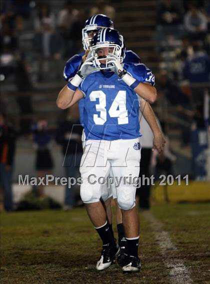 Thumbnail 3 in Hoover vs. Burbank photogallery.