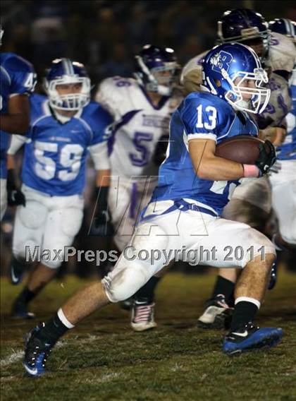 Thumbnail 2 in Hoover vs. Burbank photogallery.