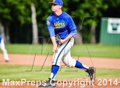 Thumbnail 3 in Sunnyvale vs Grandview (UIL 2A Regional Semifinal Playoff) photogallery.
