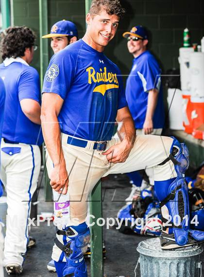 Thumbnail 2 in Sunnyvale vs Grandview (UIL 2A Regional Semifinal Playoff) photogallery.