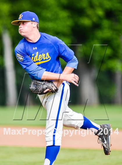 Thumbnail 1 in Sunnyvale vs Grandview (UIL 2A Regional Semifinal Playoff) photogallery.