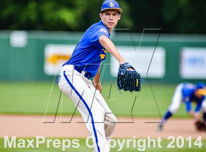 Thumbnail 1 in Sunnyvale vs Grandview (UIL 2A Regional Semifinal Playoff) photogallery.