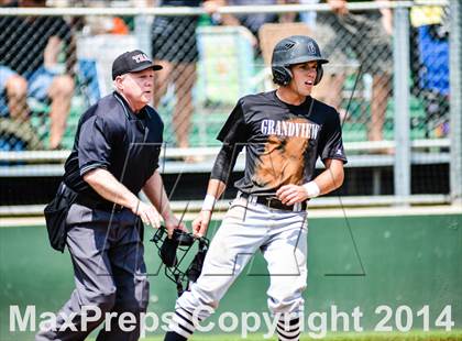 Thumbnail 3 in Sunnyvale vs Grandview (UIL 2A Regional Semifinal Playoff) photogallery.