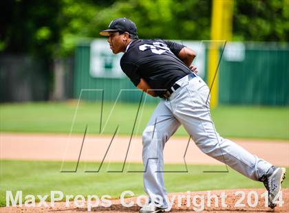 Thumbnail 3 in Sunnyvale vs Grandview (UIL 2A Regional Semifinal Playoff) photogallery.