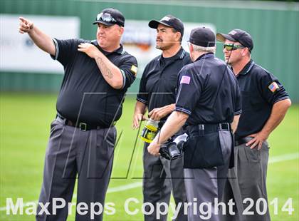 Thumbnail 2 in Sunnyvale vs Grandview (UIL 2A Regional Semifinal Playoff) photogallery.