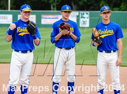 Thumbnail 1 in Sunnyvale vs Grandview (UIL 2A Regional Semifinal Playoff) photogallery.