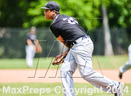 Thumbnail 3 in Sunnyvale vs Grandview (UIL 2A Regional Semifinal Playoff) photogallery.