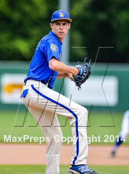 Thumbnail 3 in Sunnyvale vs Grandview (UIL 2A Regional Semifinal Playoff) photogallery.
