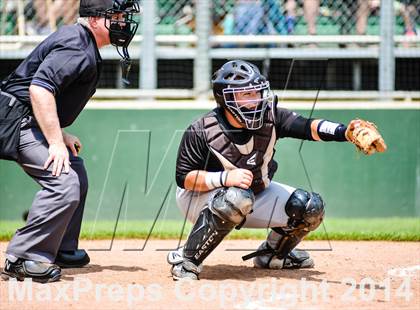 Thumbnail 3 in Sunnyvale vs Grandview (UIL 2A Regional Semifinal Playoff) photogallery.