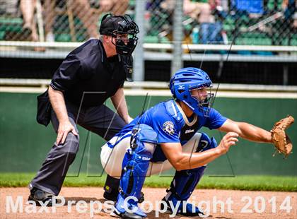 Thumbnail 2 in Sunnyvale vs Grandview (UIL 2A Regional Semifinal Playoff) photogallery.