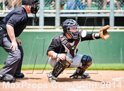 Thumbnail 2 in Sunnyvale vs Grandview (UIL 2A Regional Semifinal Playoff) photogallery.
