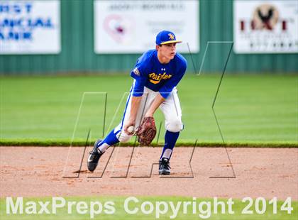 Thumbnail 3 in Sunnyvale vs Grandview (UIL 2A Regional Semifinal Playoff) photogallery.