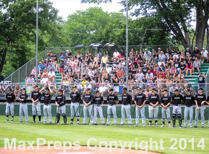 Thumbnail 1 in Sunnyvale vs Grandview (UIL 2A Regional Semifinal Playoff) photogallery.