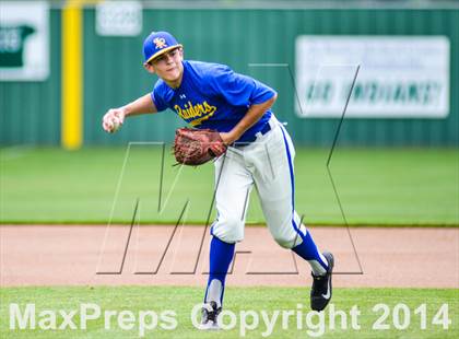 Thumbnail 3 in Sunnyvale vs Grandview (UIL 2A Regional Semifinal Playoff) photogallery.