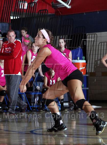 Thumbnail 3 in Chartiers Valley vs. Mt. Lebanon photogallery.