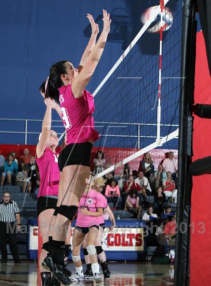 Thumbnail 3 in Chartiers Valley vs. Mt. Lebanon photogallery.