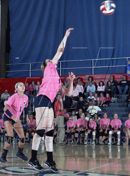Thumbnail 2 in Chartiers Valley vs. Mt. Lebanon photogallery.