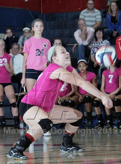Thumbnail 3 in Chartiers Valley vs. Mt. Lebanon photogallery.