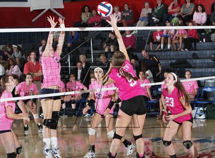 Thumbnail 2 in Chartiers Valley vs. Mt. Lebanon photogallery.