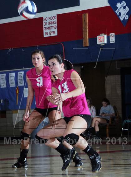 Thumbnail 1 in Chartiers Valley vs. Mt. Lebanon photogallery.